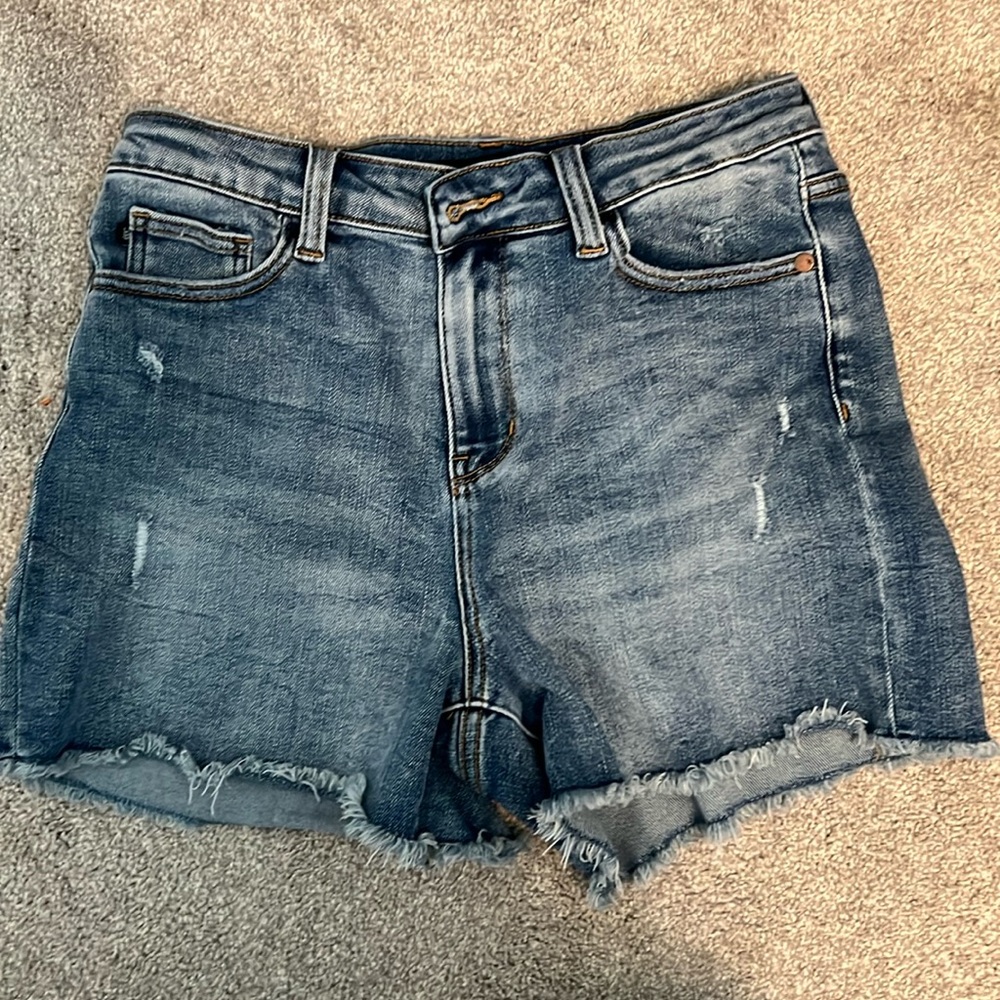 Judy Blue SUPER COMFORTABLE shorts!